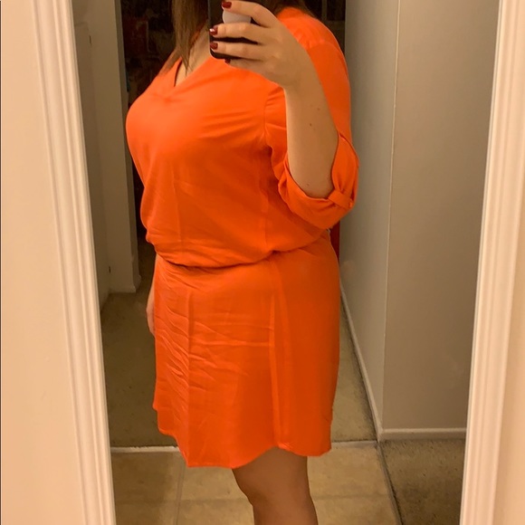 Orange 3/4 dress - Picture 3 of 4